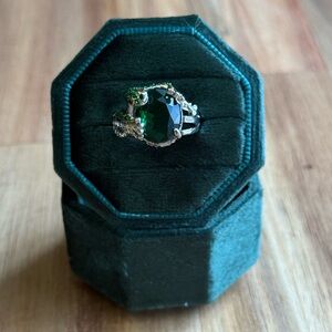Vintage Frog Rhinestone Ring Green and White Size 5.75